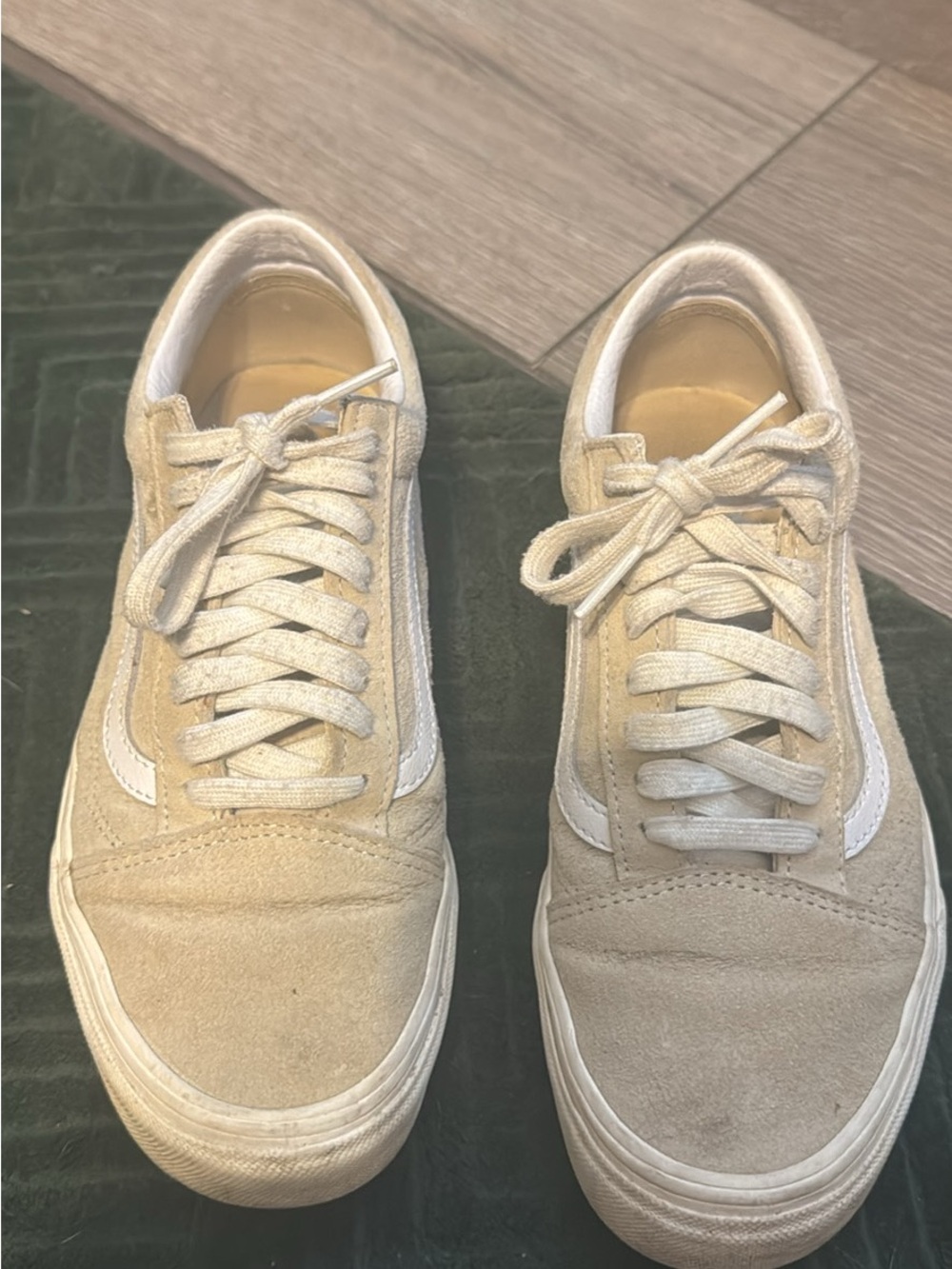 Women’s Suede Low-Top Vans in Beige